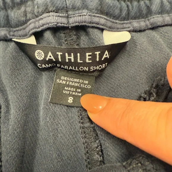 Athleta Black Camo Women's Shorts - Picture 5 of 6